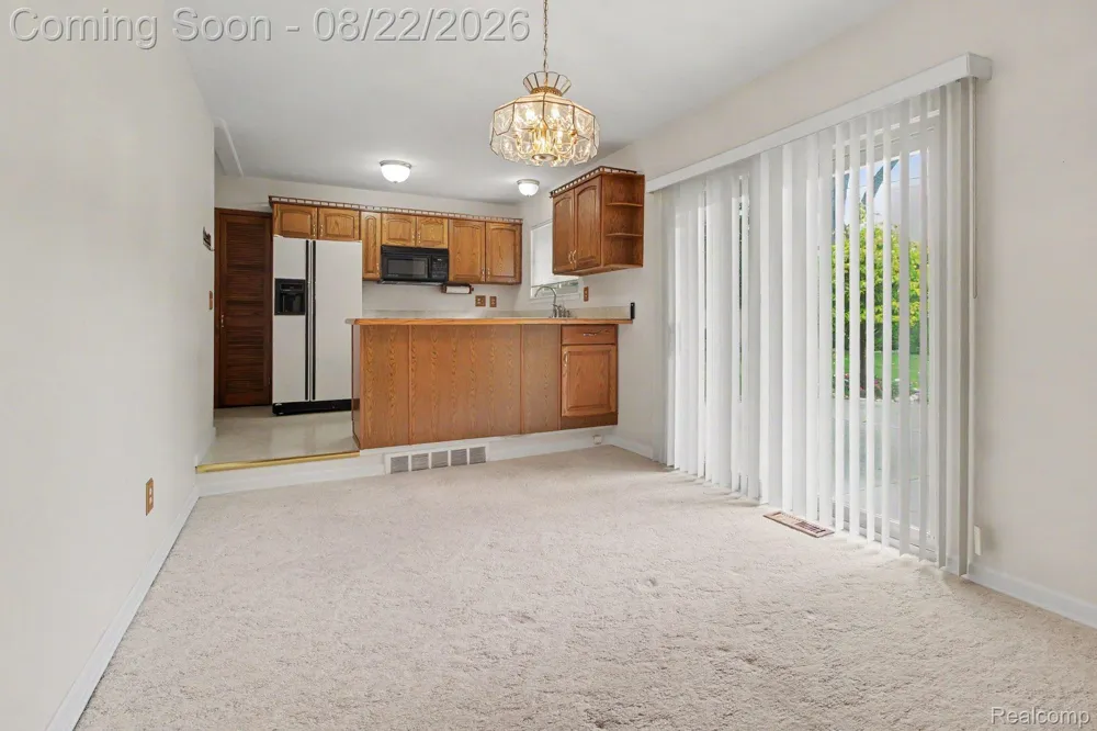 14712 Park Street Livonia City, MI 48154