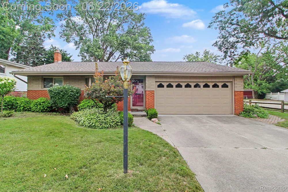 14712 Park Street Livonia City, MI 48154