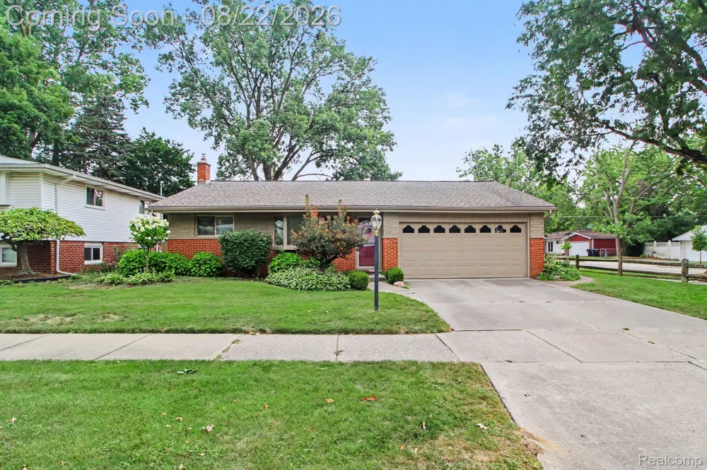 14712 Park Street Livonia City, MI 48154
