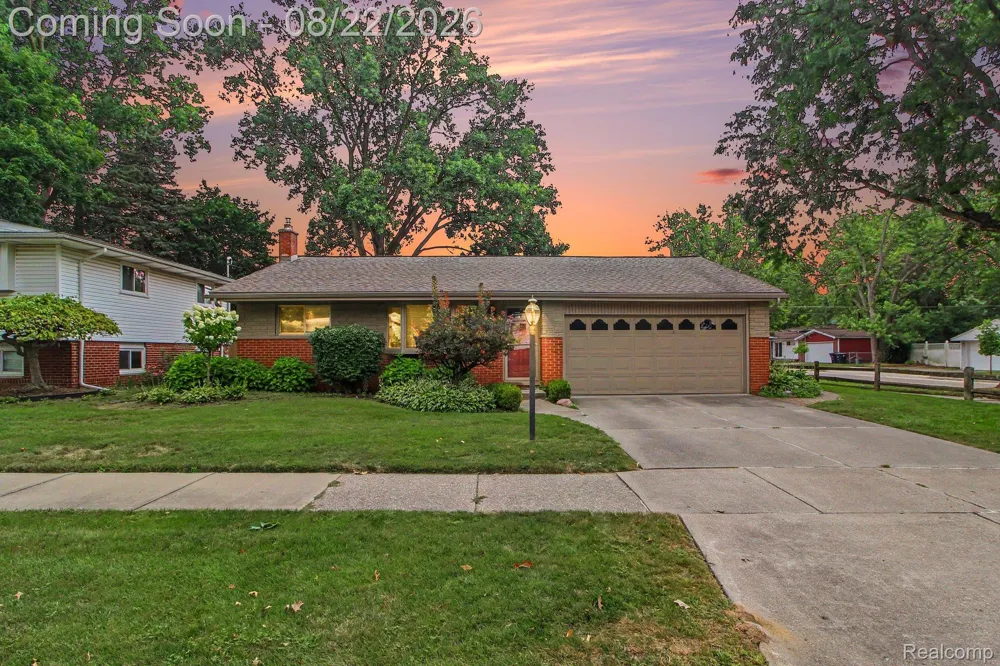14712 Park Street Livonia City, MI 48154