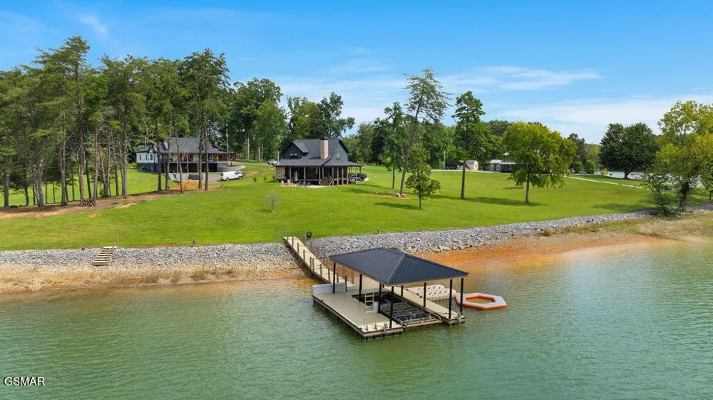 2240 Kimsey Way Sevierville, TN 37876