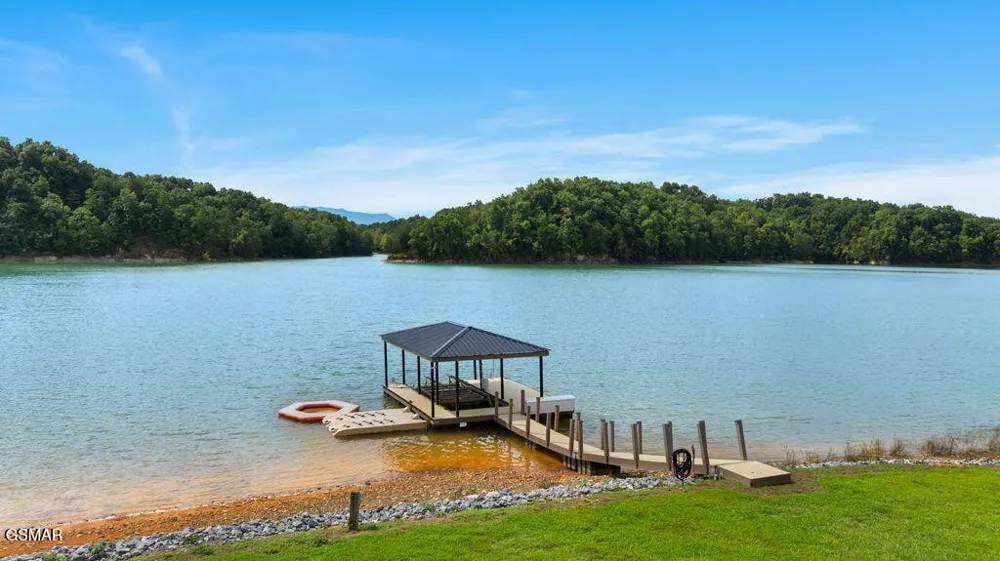 2240 Kimsey Way Sevierville, TN 37876