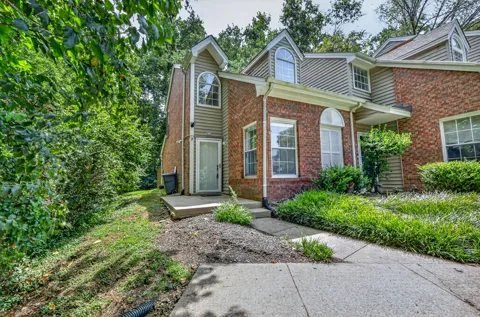 440 English Ivy Dr