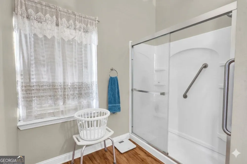 1368 Point Peter RD St. Marys, GA 31558