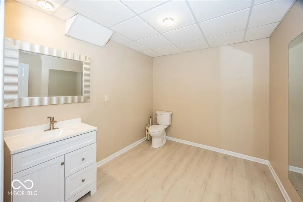10237 Maiden Court Fishers, IN 46040