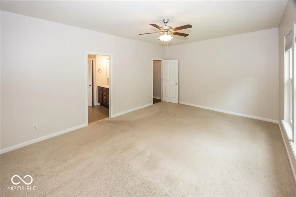 10237 Maiden Court Fishers, IN 46040