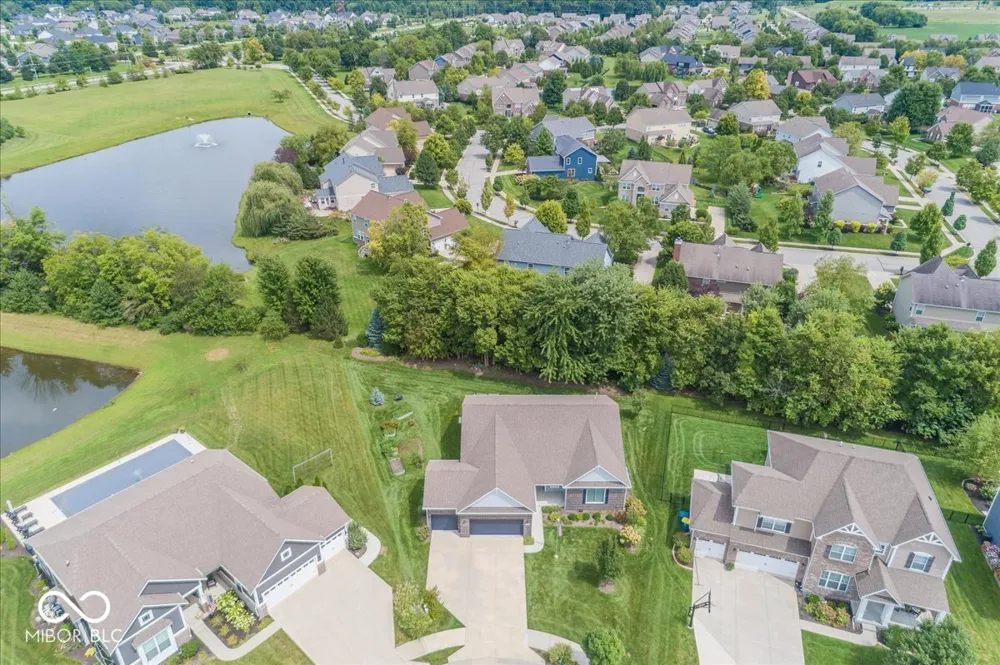 10237 Maiden Court Fishers, IN 46040