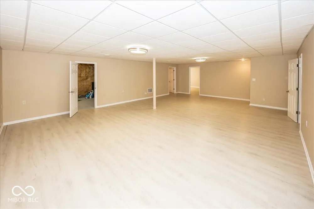10237 Maiden Court Fishers, IN 46040