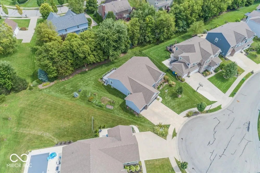 10237 Maiden Court Fishers, IN 46040