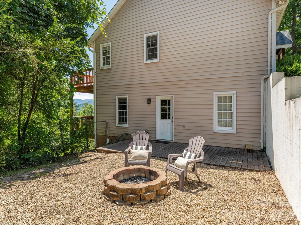 499 Match Point Sylva, NC 28779