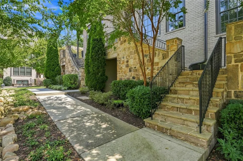 6746 Cadence Boulevard Sandy Springs, GA 30328
