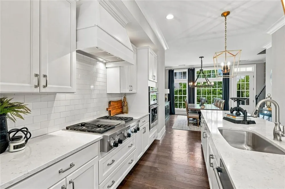6746 Cadence Boulevard Sandy Springs, GA 30328