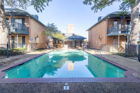 6011 E University Boulevard #247