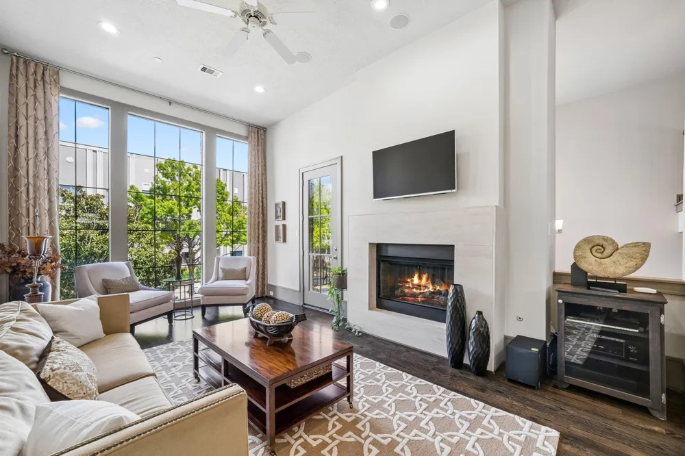 1416 Lake Pointe Parkway Sugar Land, TX 77478