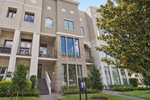 1416 Lake Pointe Parkway