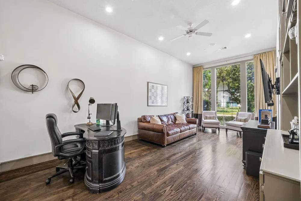 1416 Lake Pointe Parkway Sugar Land, TX 77478