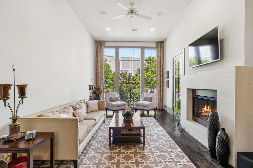 1416 Lake Pointe Parkway Sugar Land, TX 77478