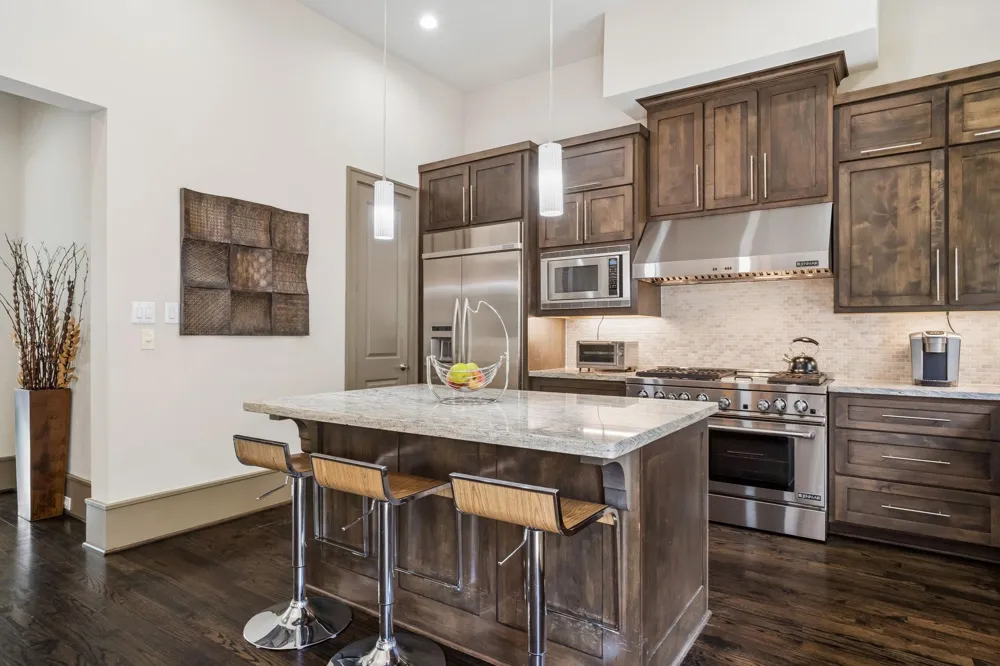 1416 Lake Pointe Parkway Sugar Land, TX 77478