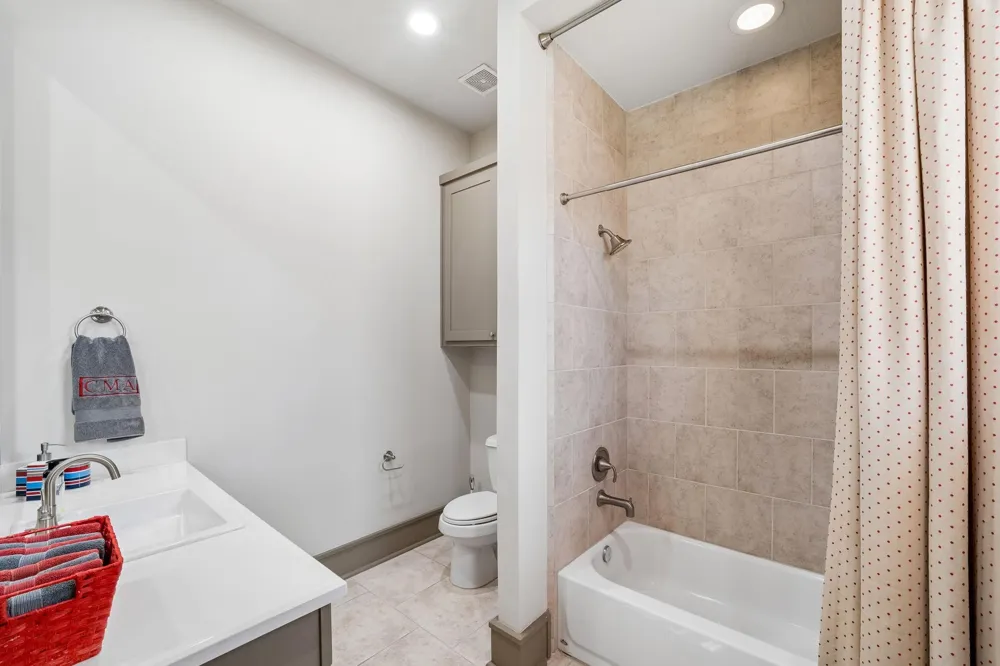 1416 Lake Pointe Parkway Sugar Land, TX 77478