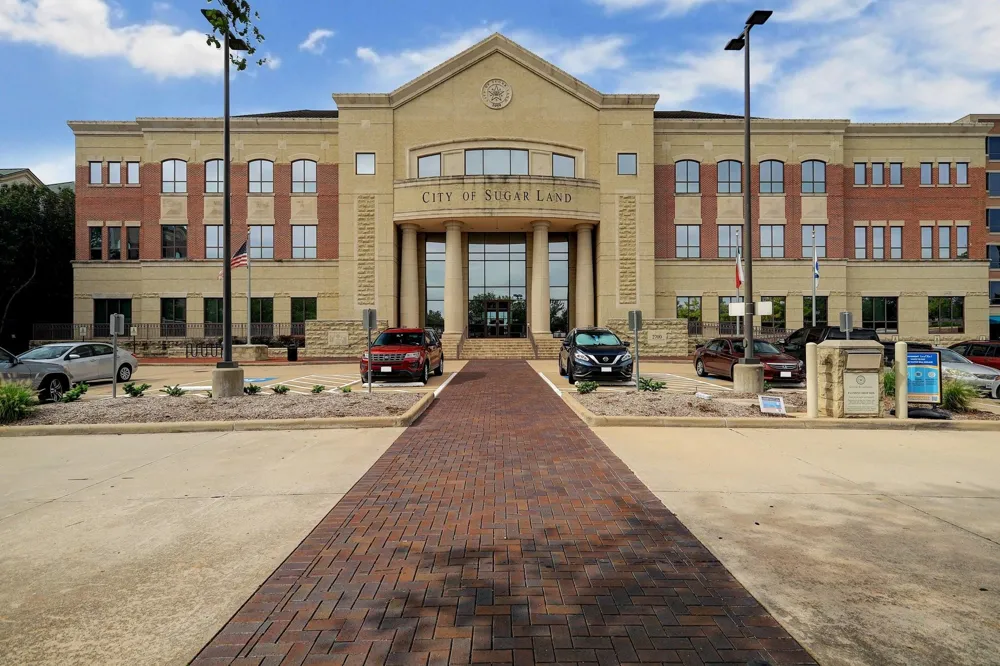 1416 Lake Pointe Parkway Sugar Land, TX 77478