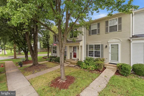 344 STABLE VIEW TERRACE NE