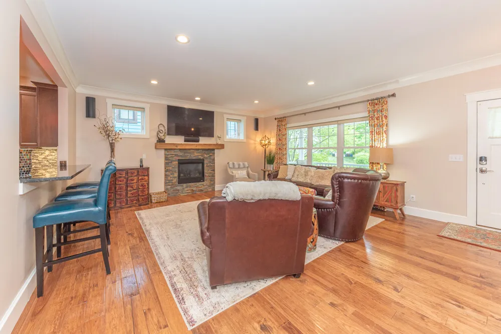 355 Koch Avenue Ann Arbor, MI 48103