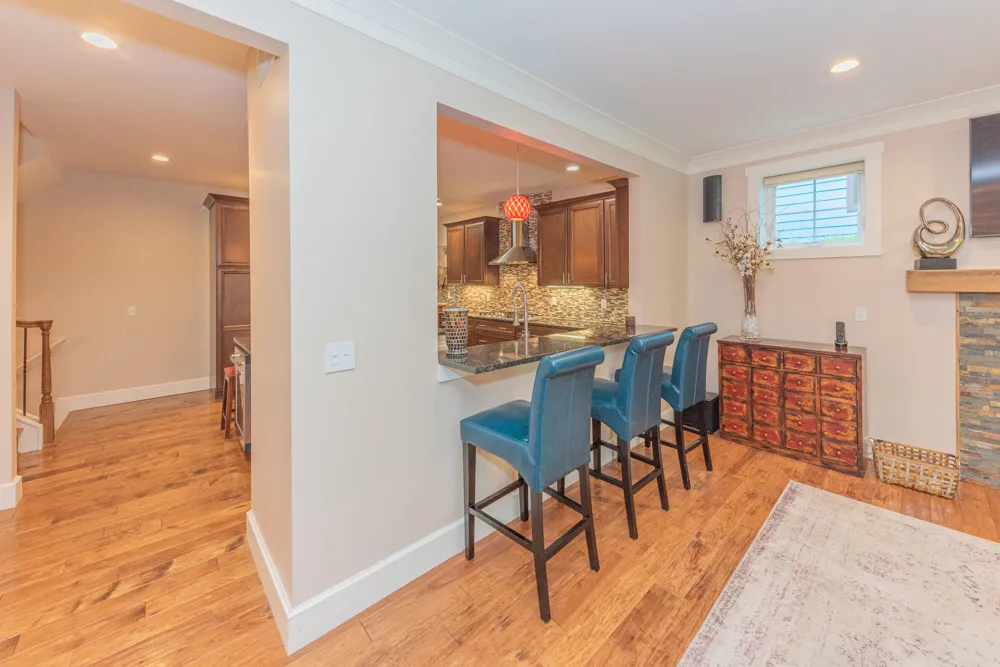 355 Koch Avenue Ann Arbor, MI 48103