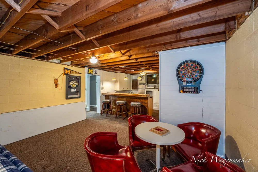 712 River Street Spring Lake, MI 49456