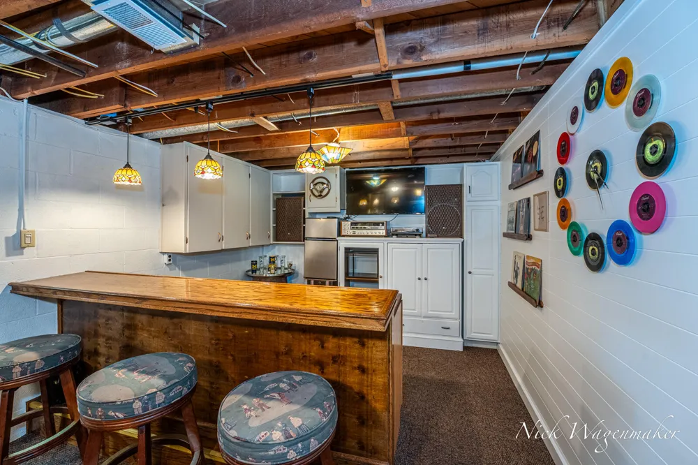 712 River Street Spring Lake, MI 49456