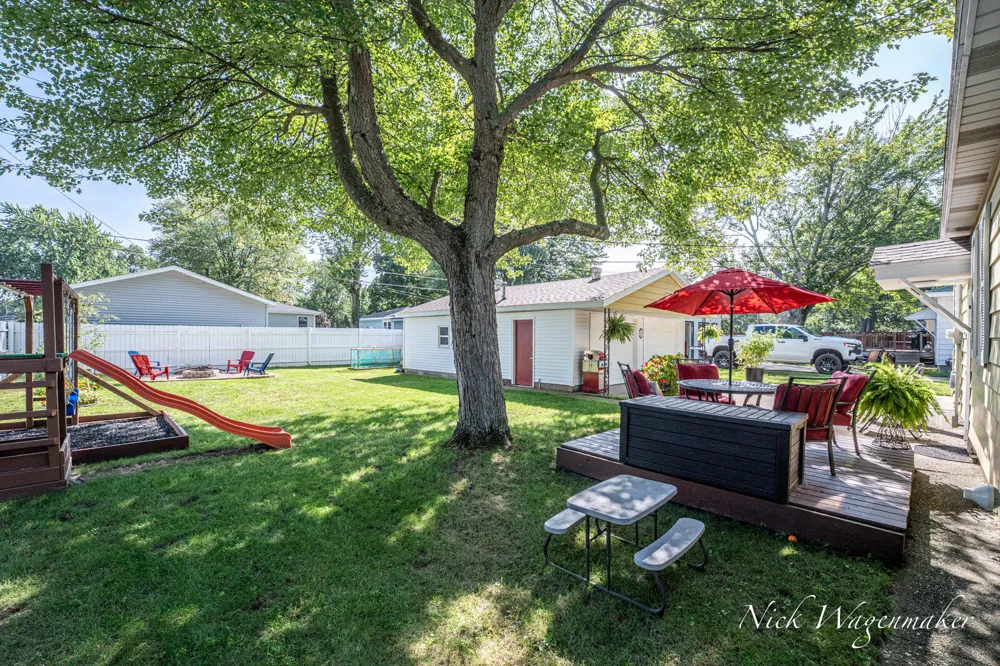 712 River Street Spring Lake, MI 49456