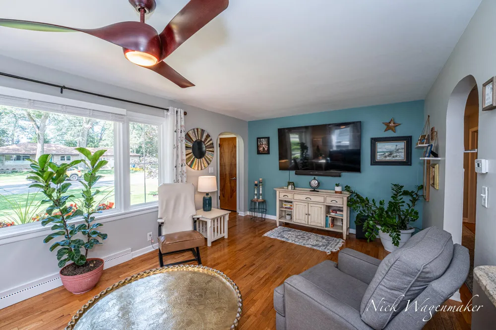 712 River Street Spring Lake, MI 49456