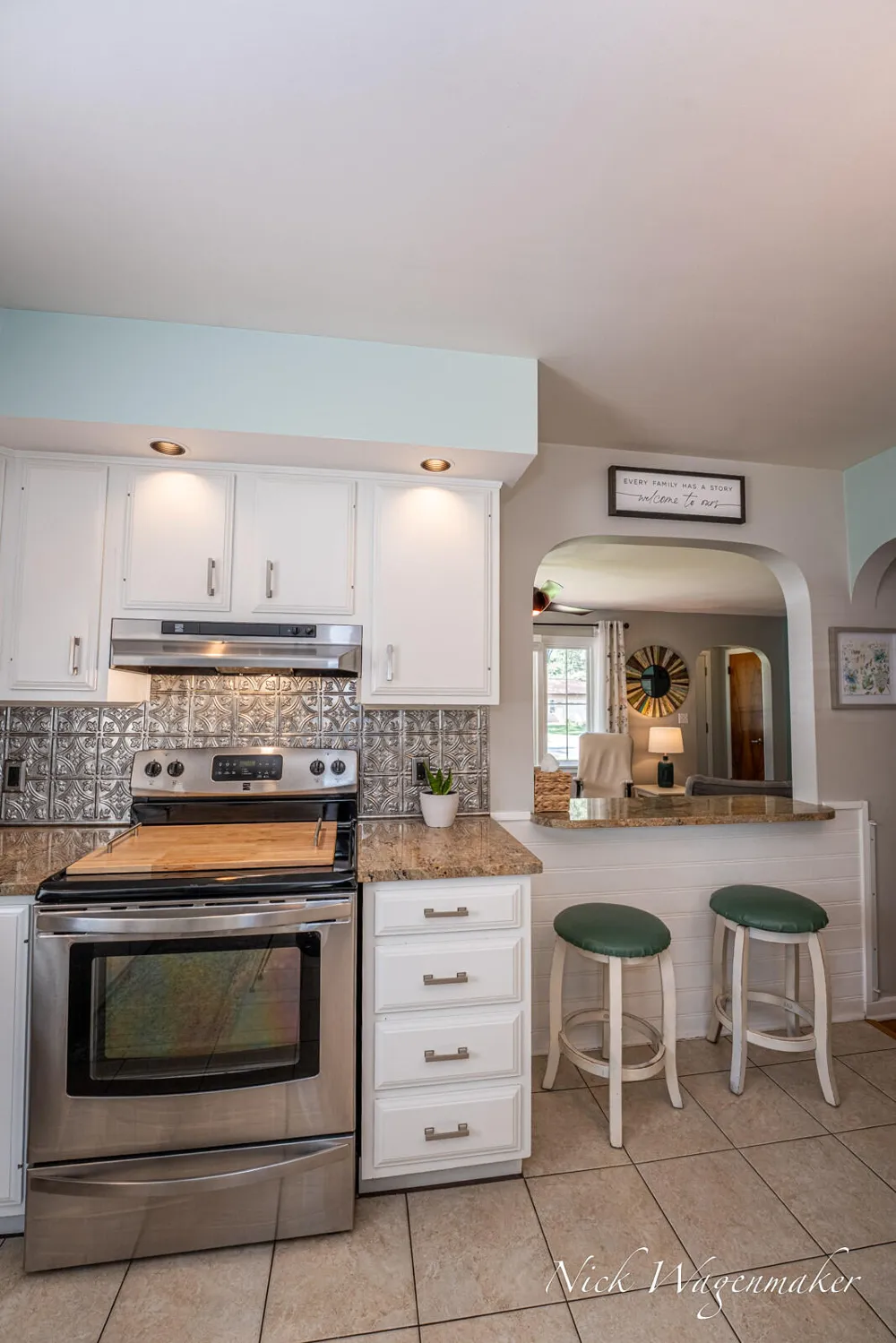 712 River Street Spring Lake, MI 49456