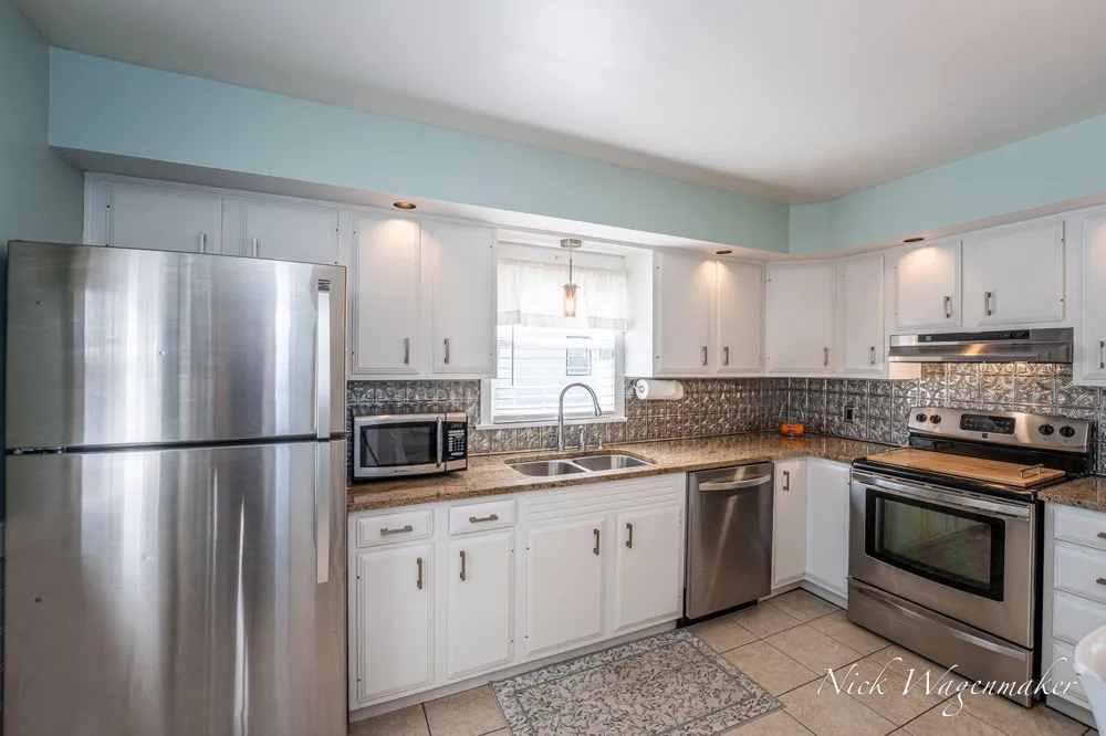 712 River Street Spring Lake, MI 49456