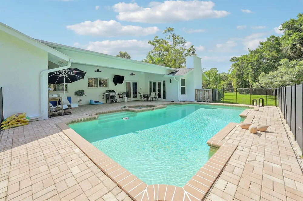 12709 Quercus Lane Wellington, FL 33414