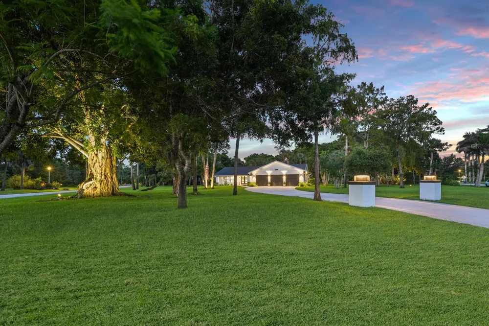 12709 Quercus Lane Wellington, FL 33414