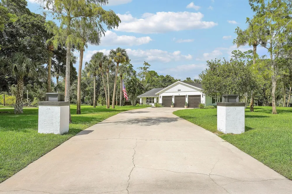 12709 Quercus Lane Wellington, FL 33414