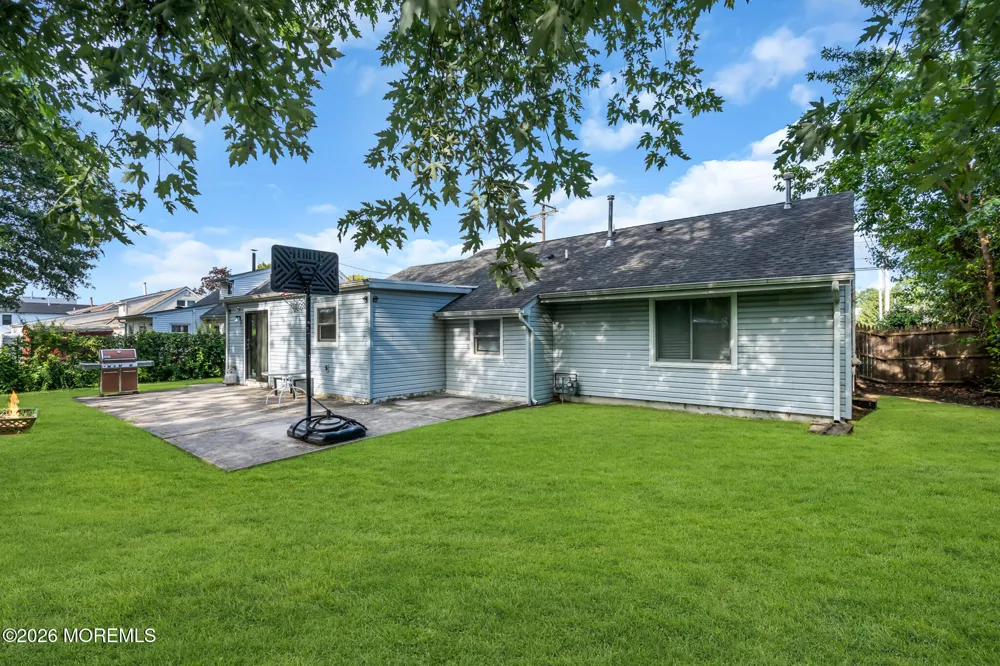 1644 Union Avenue Hazlet, NJ 07730