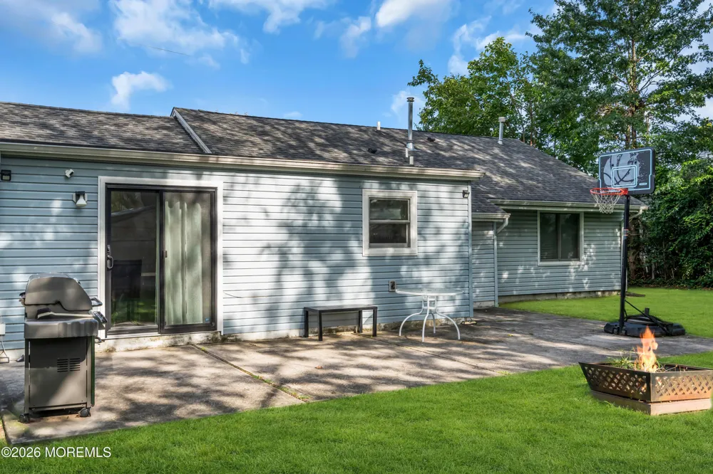 1644 Union Avenue Hazlet, NJ 07730