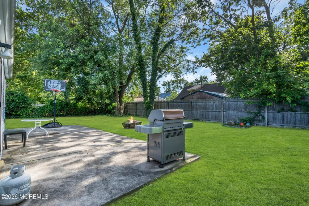 1644 Union Avenue Hazlet, NJ 07730