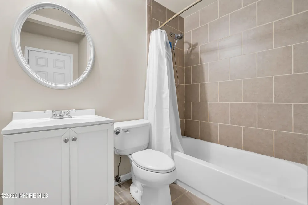 1644 Union Avenue Hazlet, NJ 07730