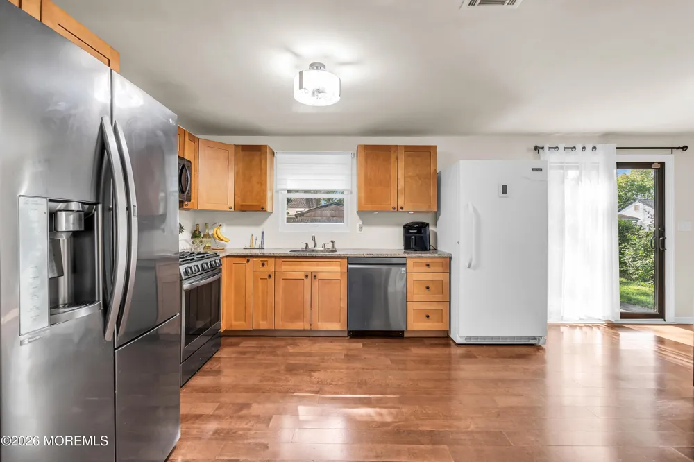 1644 Union Avenue Hazlet, NJ 07730