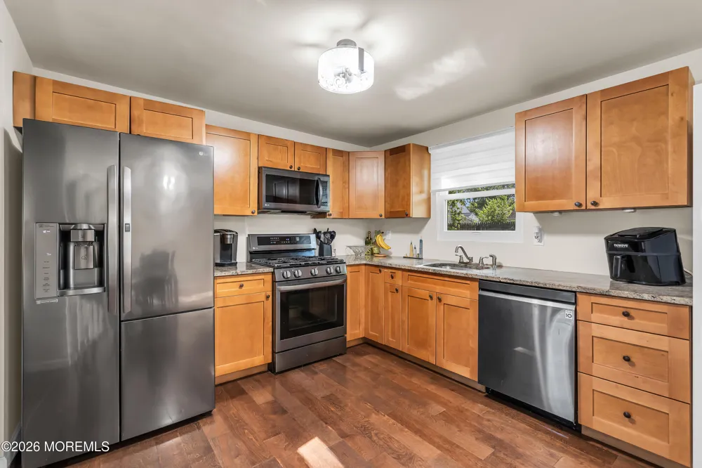 1644 Union Avenue Hazlet, NJ 07730