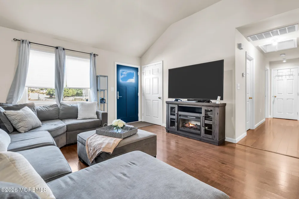 1644 Union Avenue Hazlet, NJ 07730
