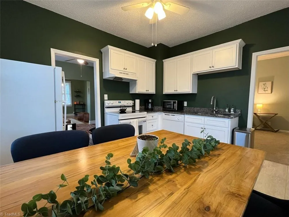 725 S Green Street Winston-Salem, NC 27101
