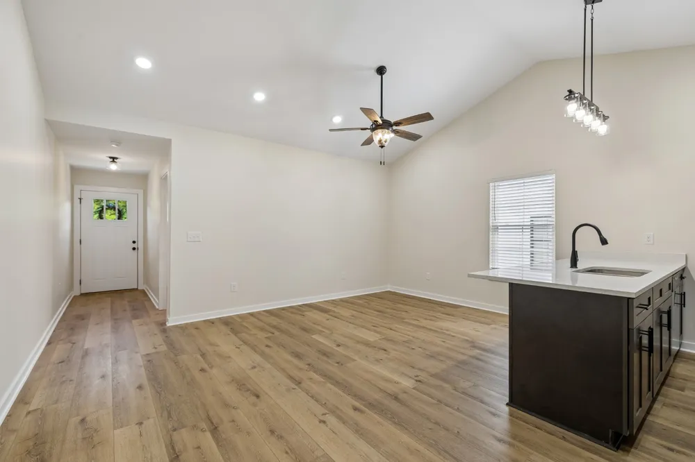 119 Deer Valley Drive E Gordonsville, TN 38563