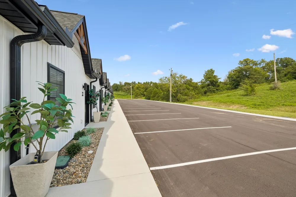 119 Deer Valley Drive E Gordonsville, TN 38563