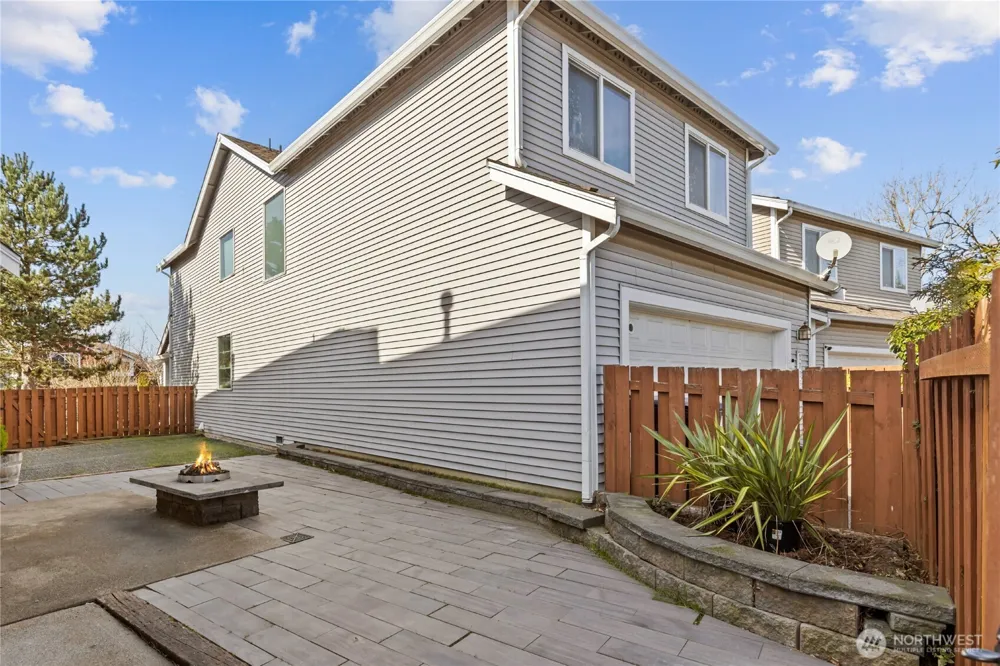 2723 84th Drive NE Lake Stevens, WA 98258