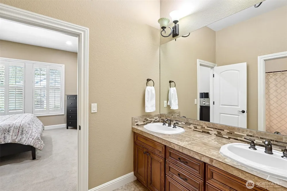 1010 NW 44th Avenue Camas, WA 98607