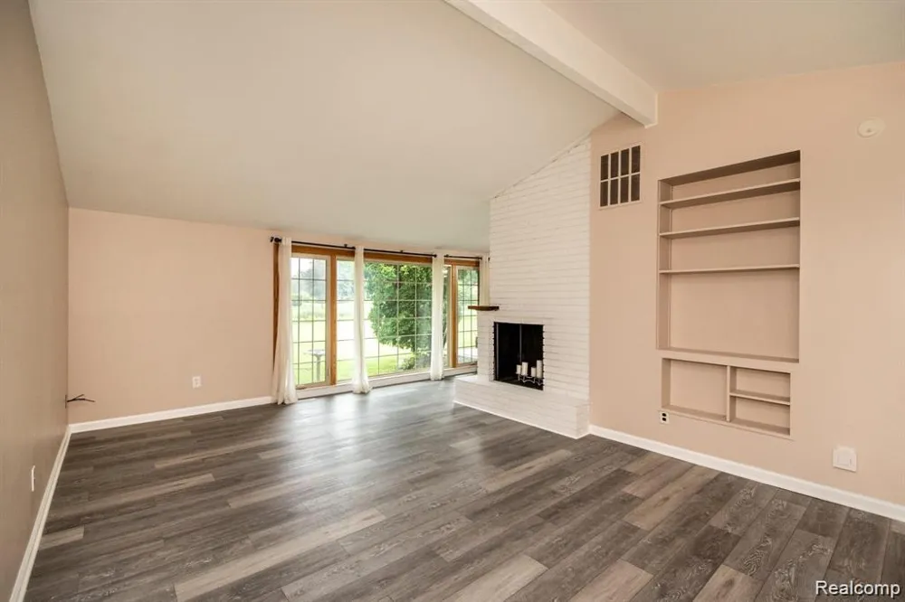 1239 Ashover Drive Bloomfield Charter Township, MI 48304