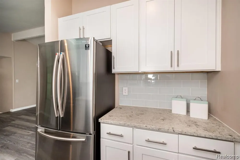 1239 Ashover Drive Bloomfield Charter Township, MI 48304